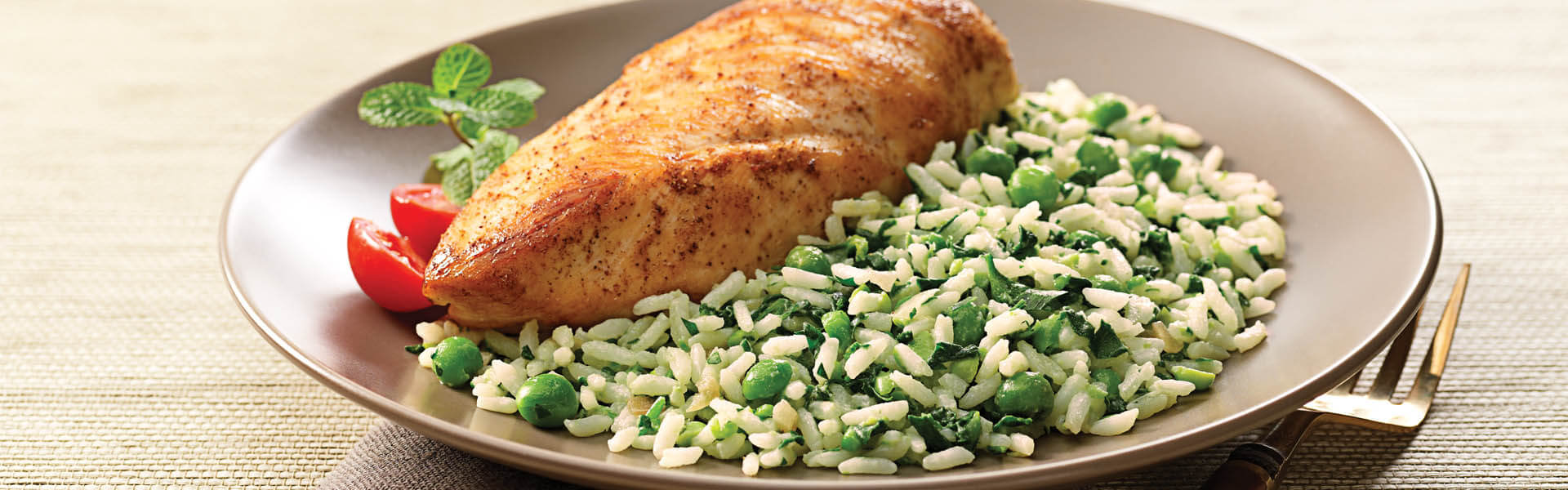 Pollo con especias asiáticas y arroz a la menta