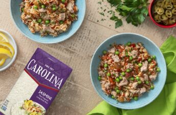 Jasmine Rice with Tomato and Canned Tuna with Cayenne Pepper