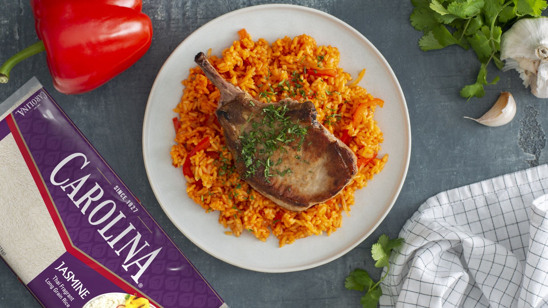 Chuletas de cerdo con arroz