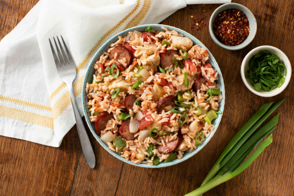 spicy-cajun-jambalaya-with-smoked-sausage-and-chili-flakes