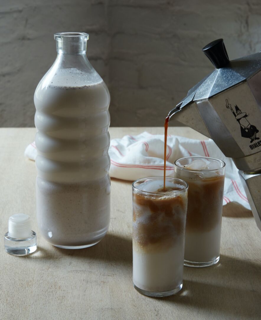 Café horchata with espresso