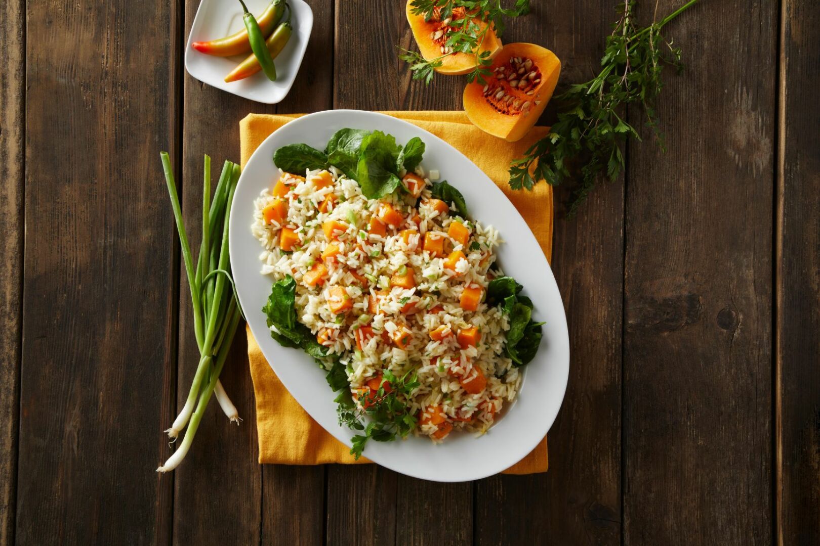 Arroz jazmín con calabaza, cebolla y chile