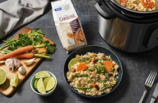 mexican-chicken-and-rice-with-carrots-and-lime-in-instant-pot