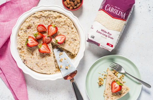 white-rice-tart-with-coconut-and-almond-topped-with-strawberries